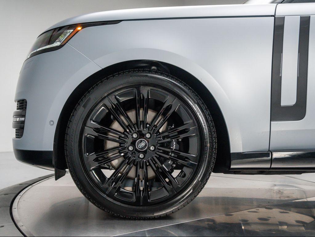 new 2025 Land Rover Range Rover car