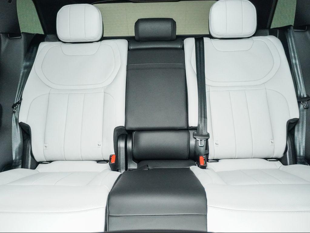 new 2025 Land Rover Range Rover Sport car