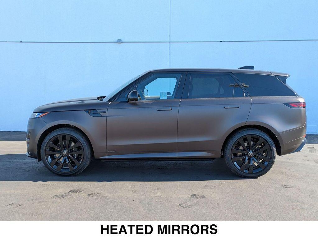 new 2025 Land Rover Range Rover Sport car