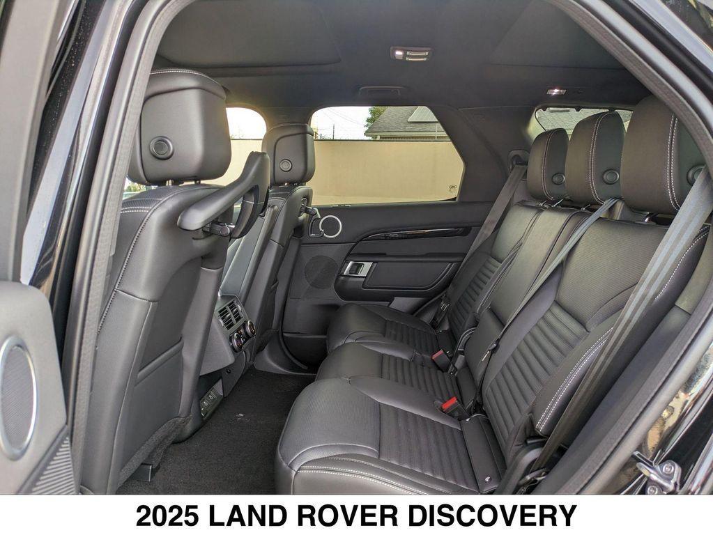 new 2025 Land Rover Discovery car, priced at $65,968