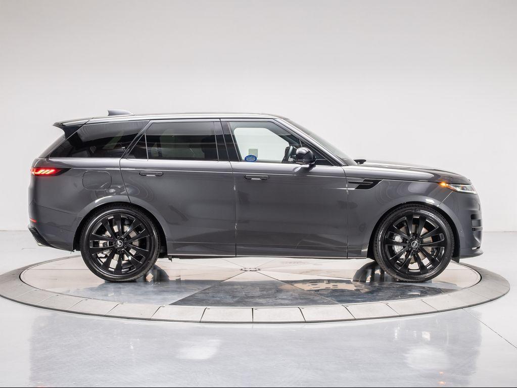 new 2025 Land Rover Range Rover Sport car