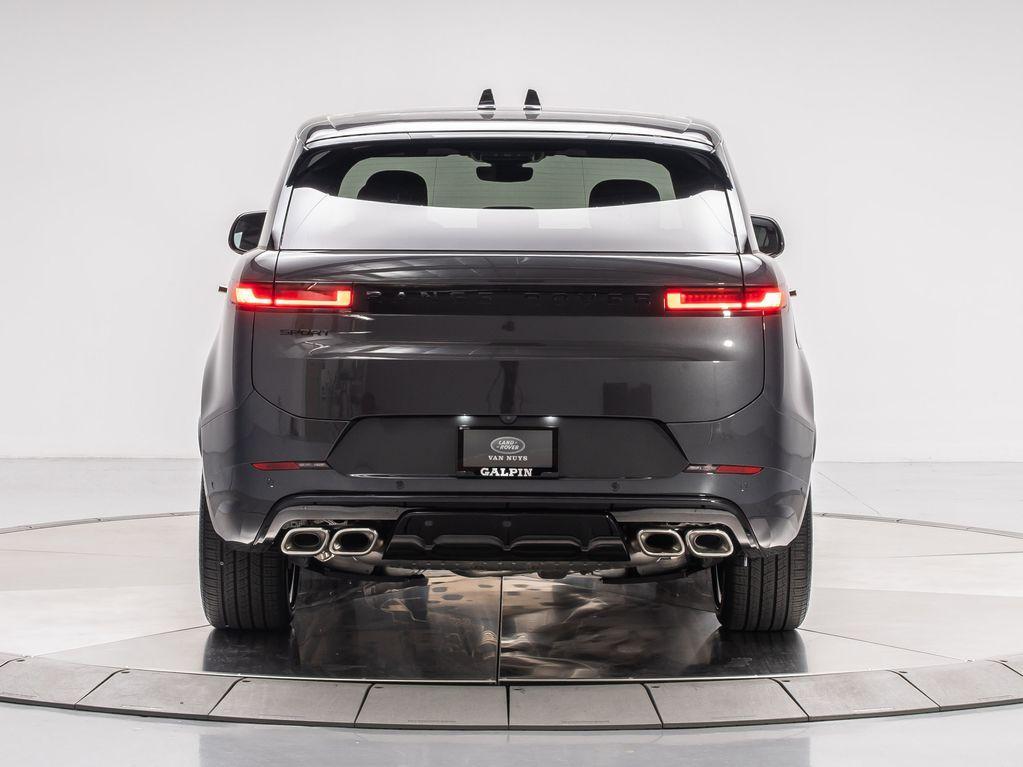 new 2025 Land Rover Range Rover Sport car