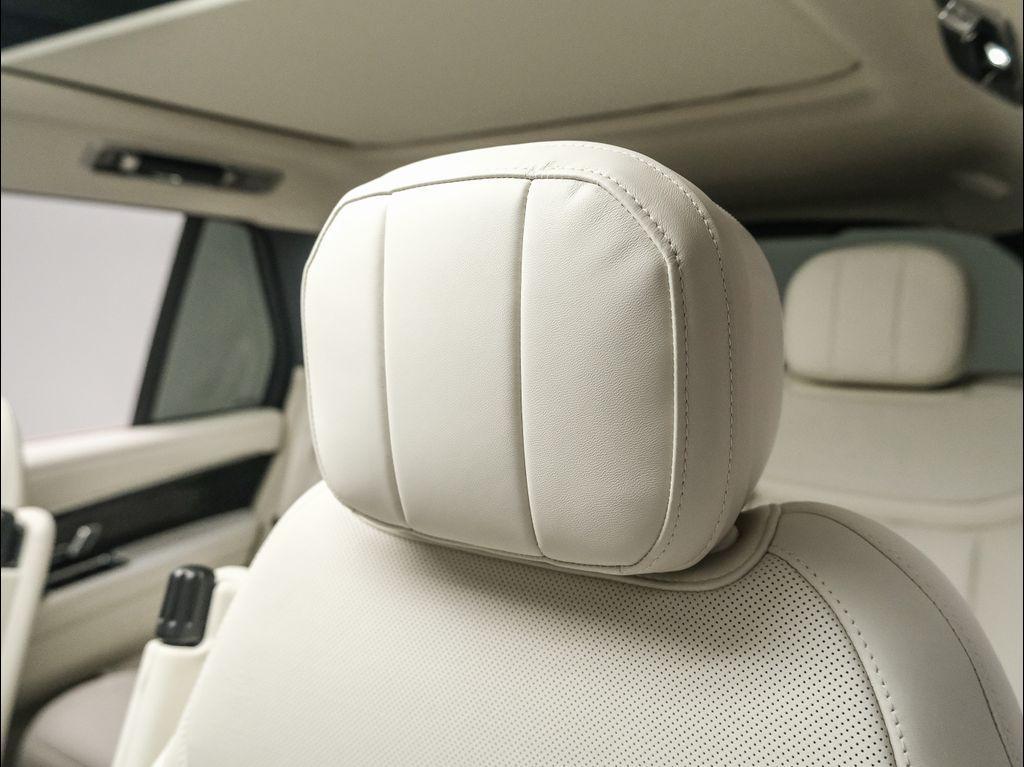 new 2025 Land Rover Range Rover car