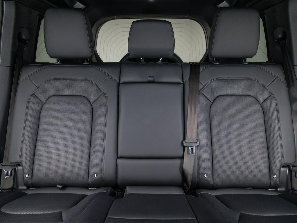 new 2025 Land Rover Defender car