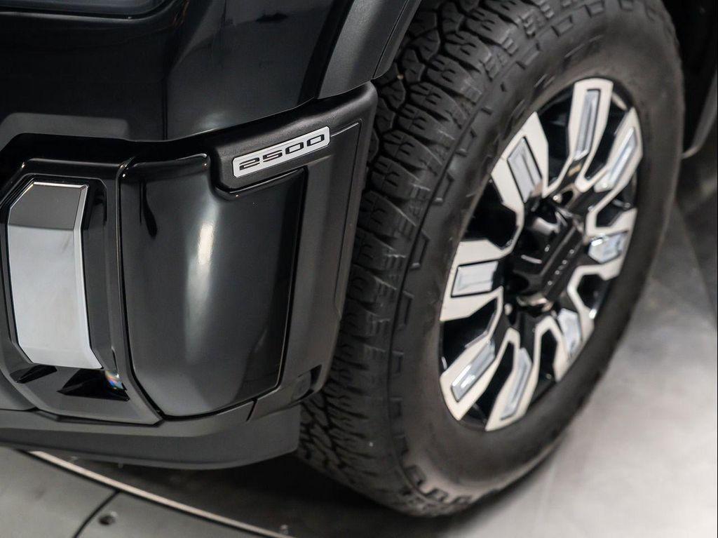 used 2024 GMC Sierra 2500 car, priced at $75,999
