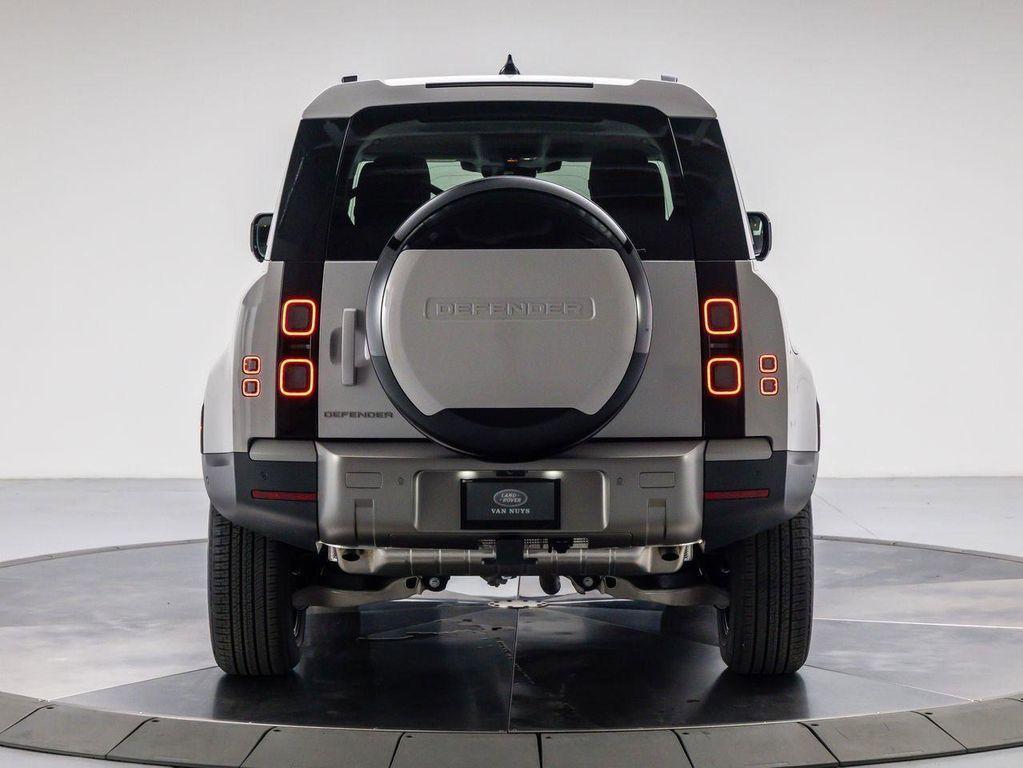 new 2026 Land Rover Defender car