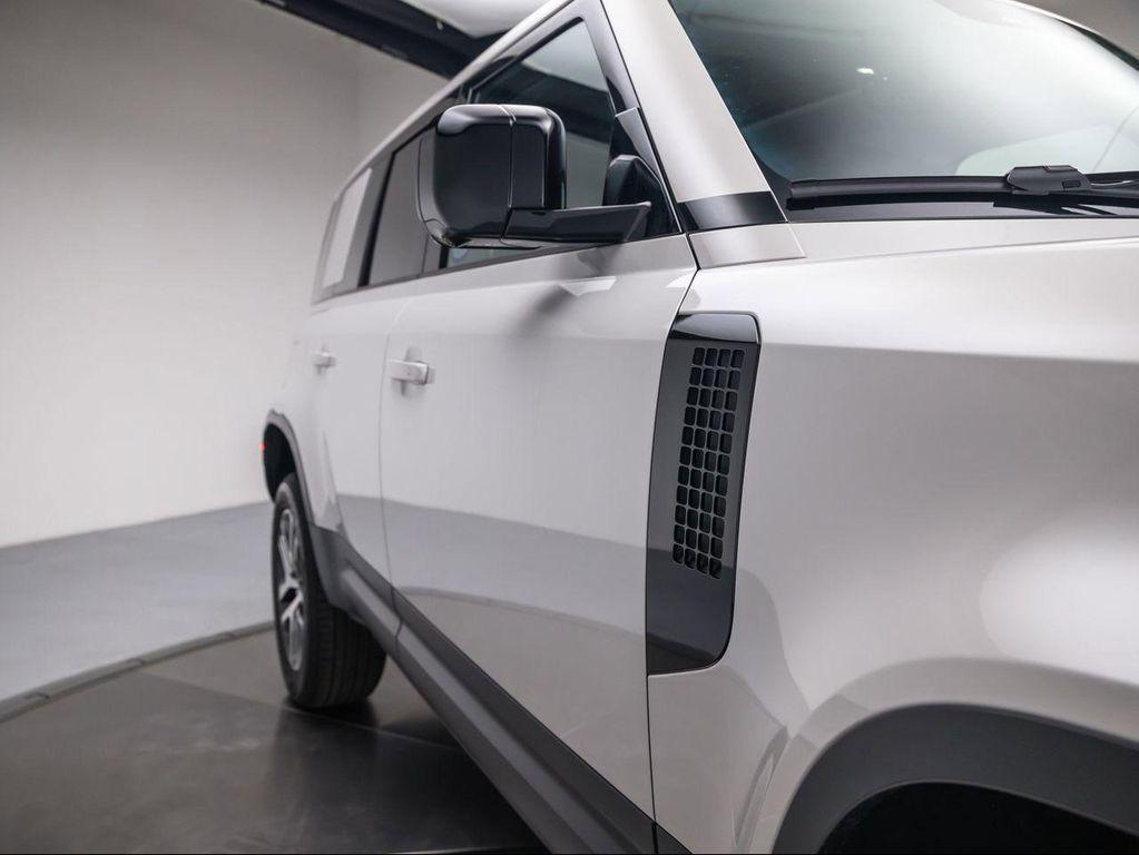 new 2026 Land Rover Defender car