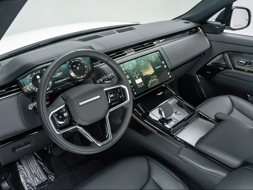 new 2025 Land Rover Range Rover Sport car