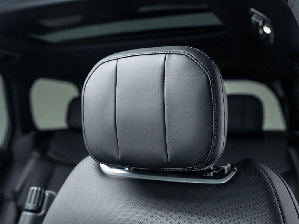 new 2025 Land Rover Range Rover car