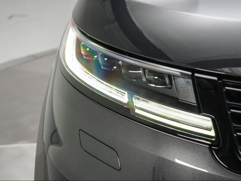 new 2025 Land Rover Range Rover Sport car
