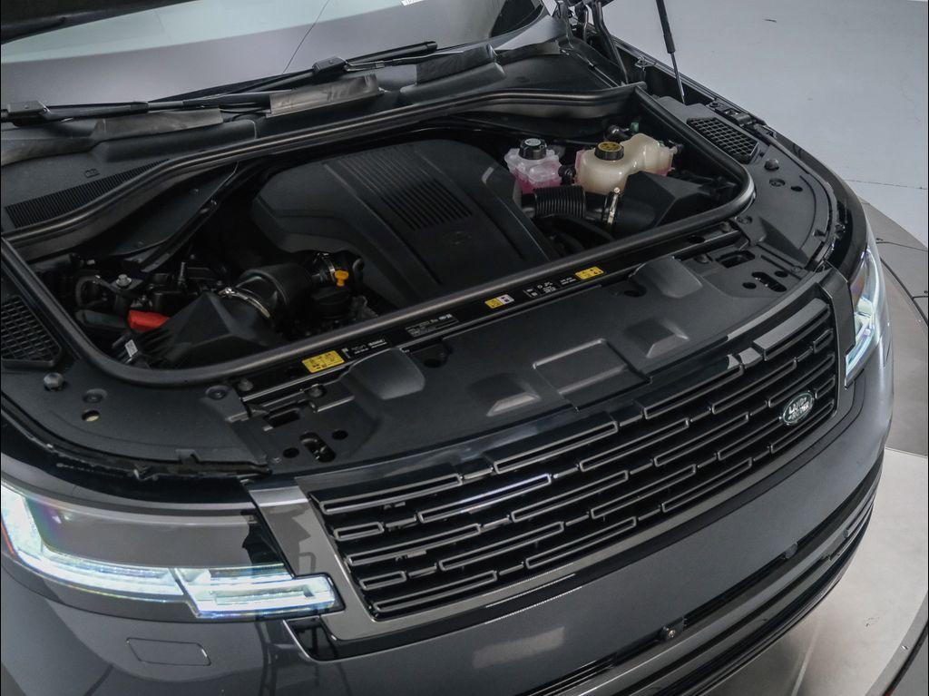 new 2025 Land Rover Range Rover car