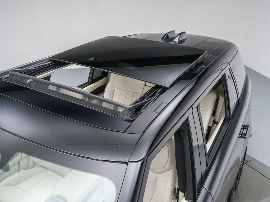 new 2025 Land Rover Range Rover car