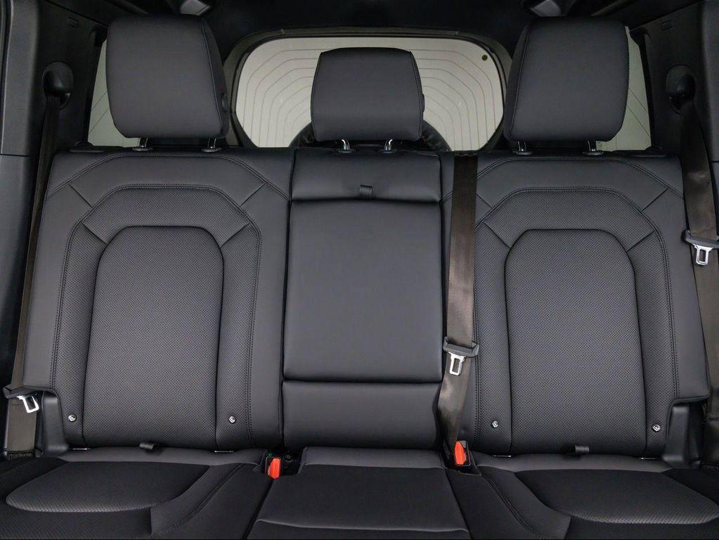 new 2026 Land Rover Defender car