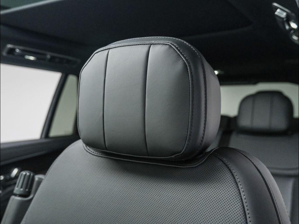 new 2025 Land Rover Range Rover car