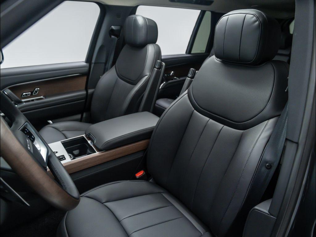 new 2025 Land Rover Range Rover car