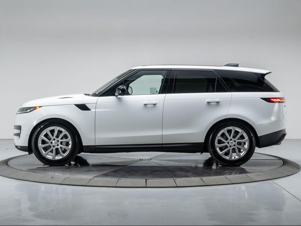 new 2025 Land Rover Range Rover Sport car