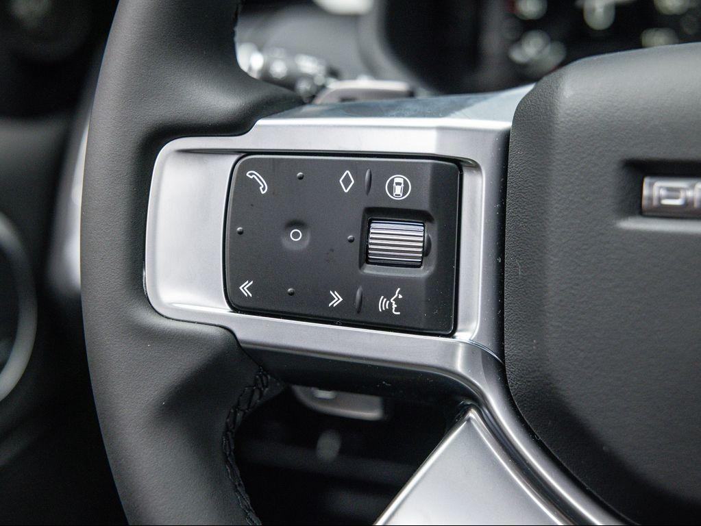 new 2025 Land Rover Discovery car, priced at $70,193