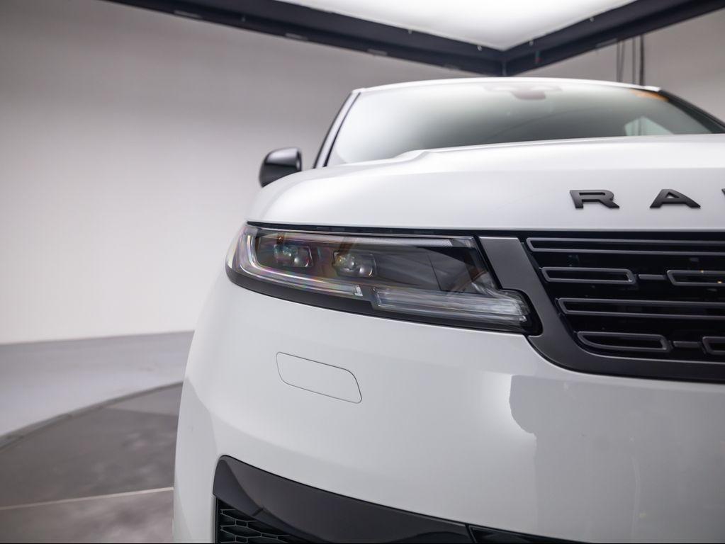 new 2025 Land Rover Range Rover Sport car