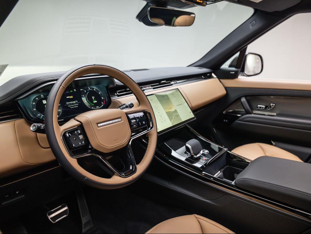 new 2025 Land Rover Range Rover Sport car