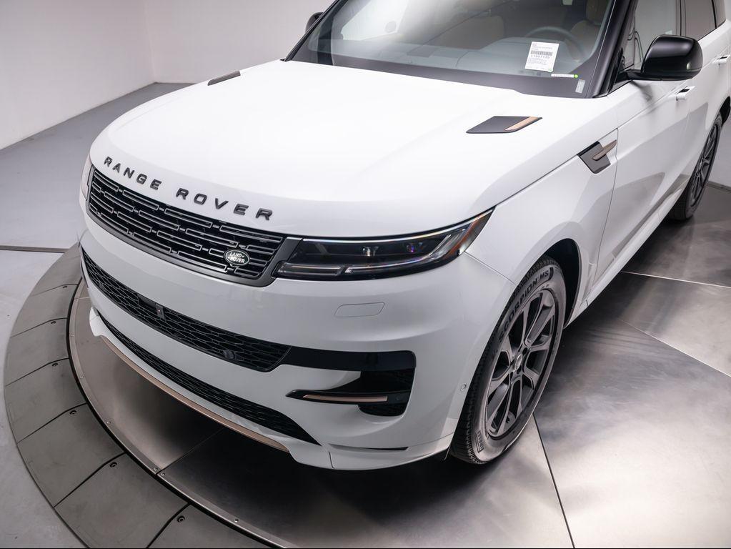 new 2025 Land Rover Range Rover Sport car