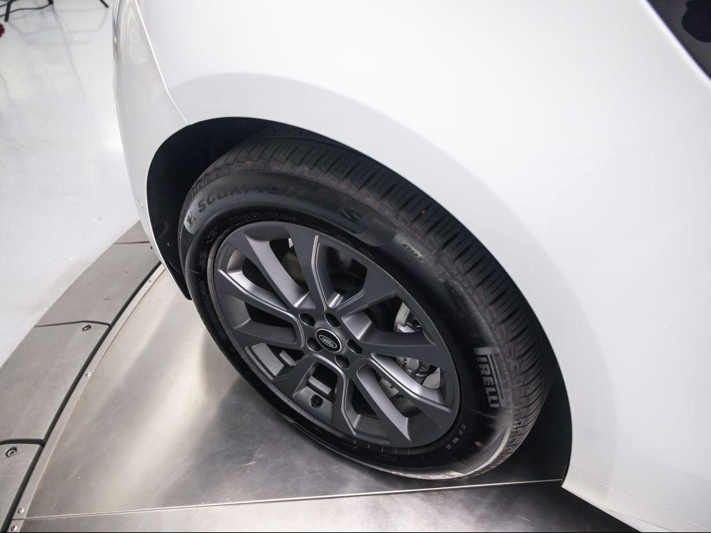 new 2025 Land Rover Range Rover Sport car