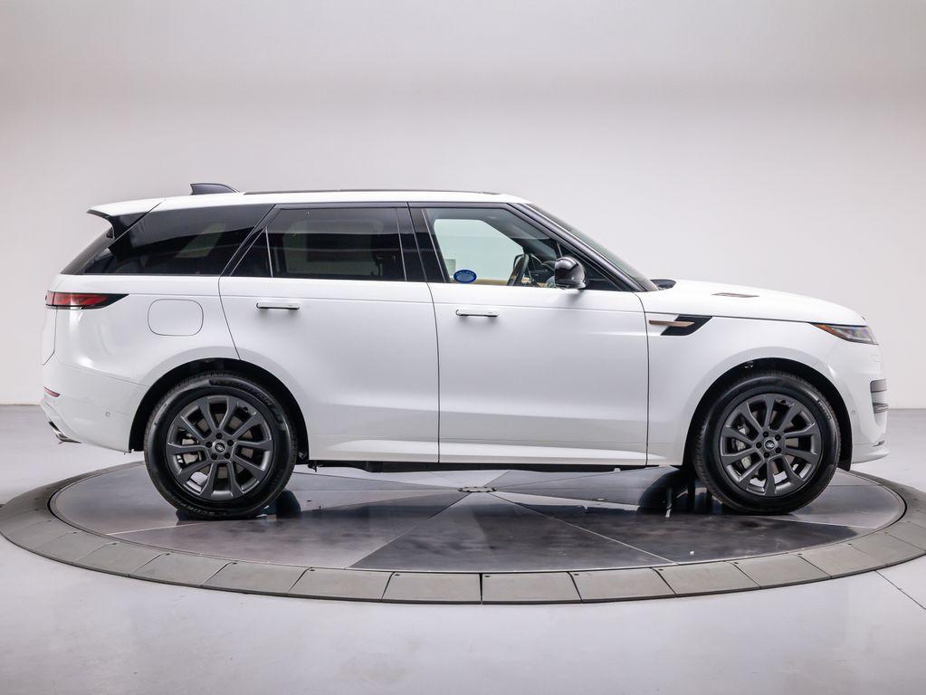 new 2025 Land Rover Range Rover Sport car