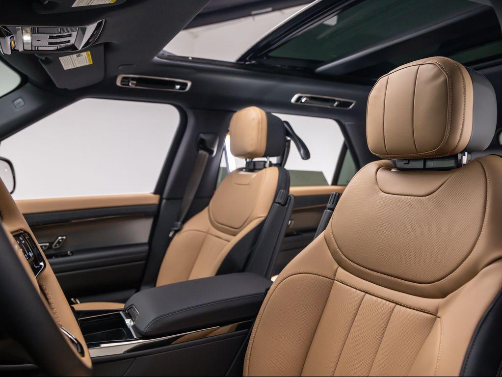 new 2025 Land Rover Range Rover Sport car