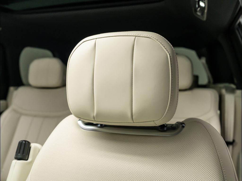 new 2025 Land Rover Range Rover car