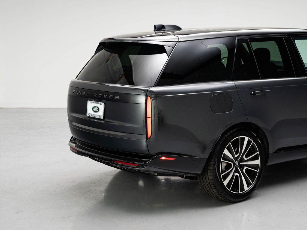 new 2025 Land Rover Range Rover car