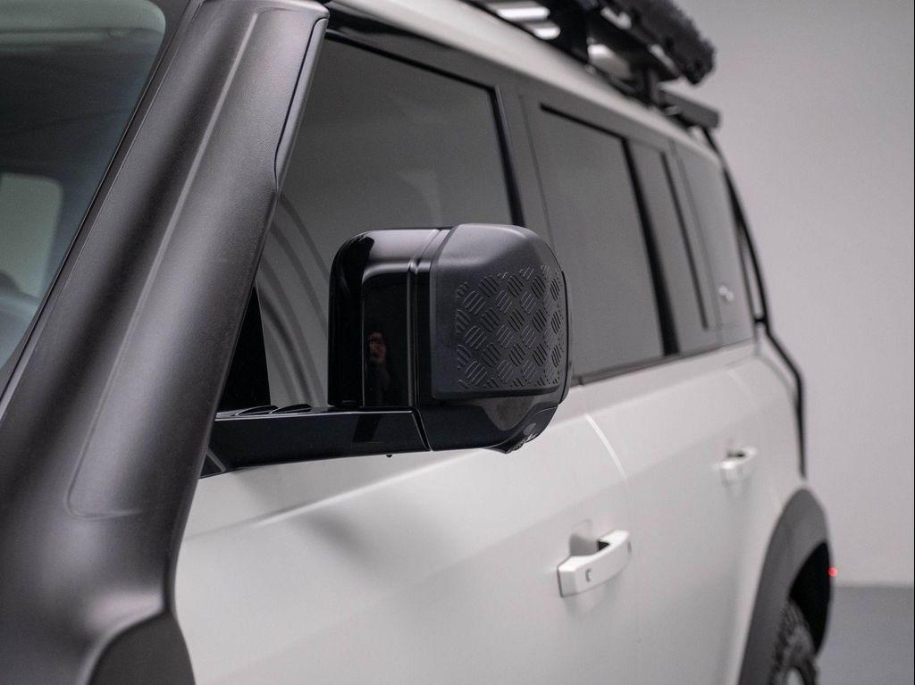 new 2024 Land Rover Defender car
