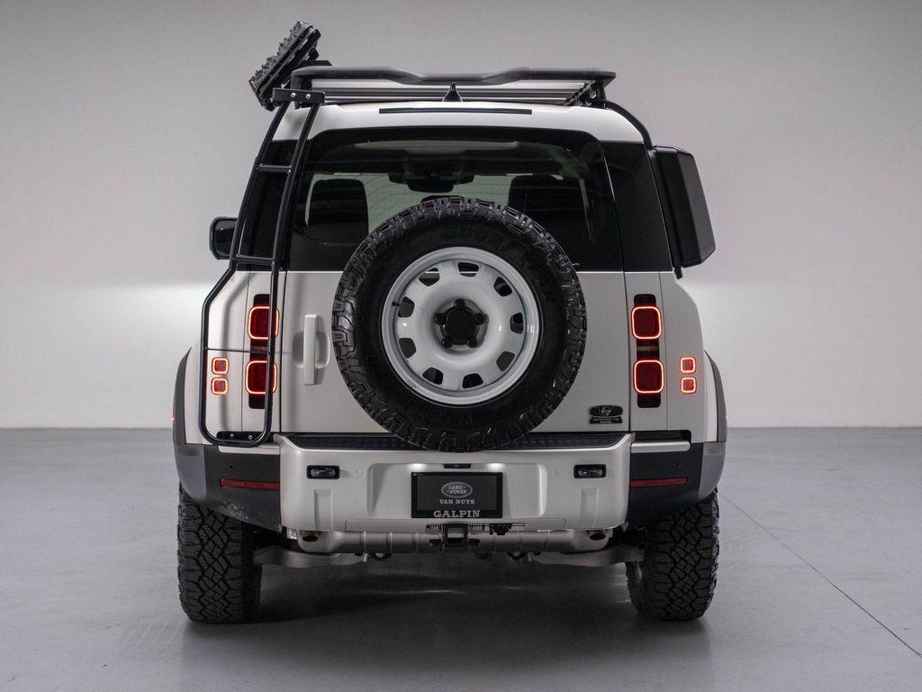 new 2024 Land Rover Defender car