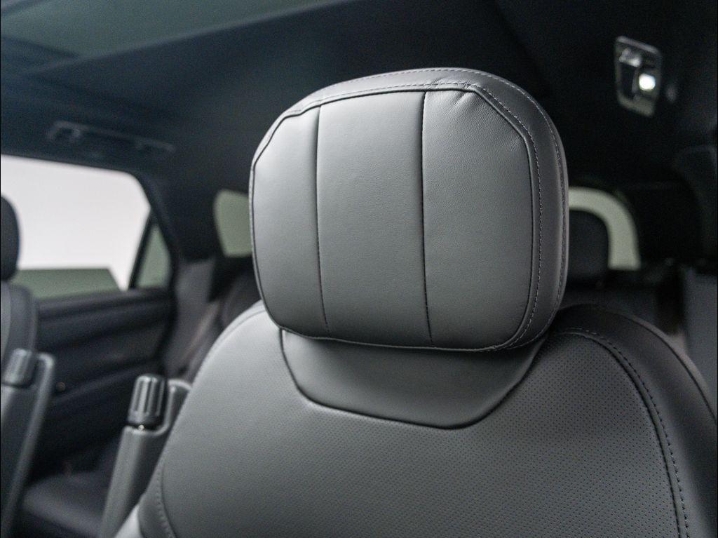 new 2025 Land Rover Range Rover Sport car