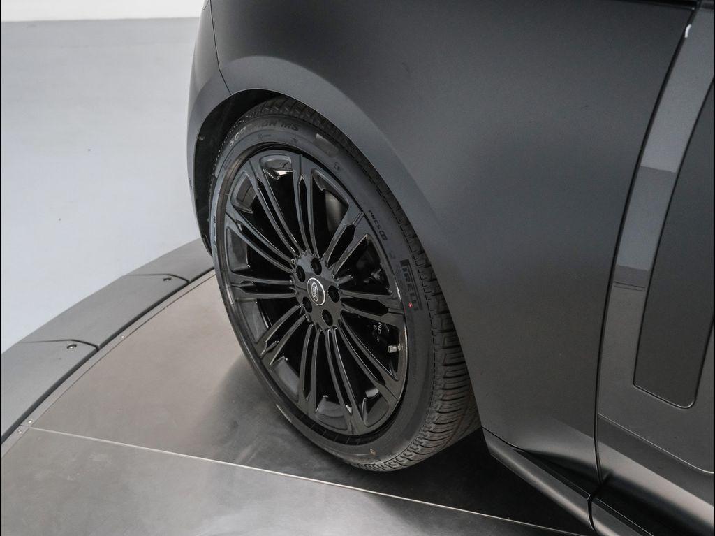 new 2025 Land Rover Range Rover car
