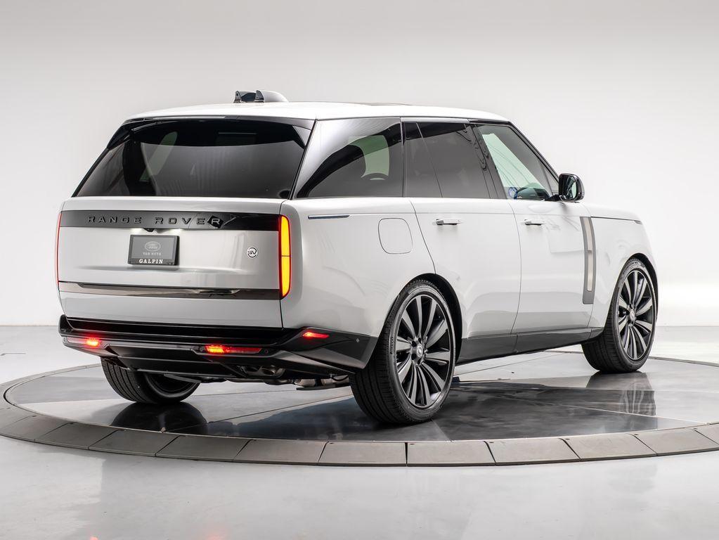 new 2025 Land Rover Range Rover car