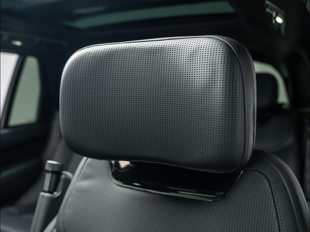 new 2025 Land Rover Range Rover car