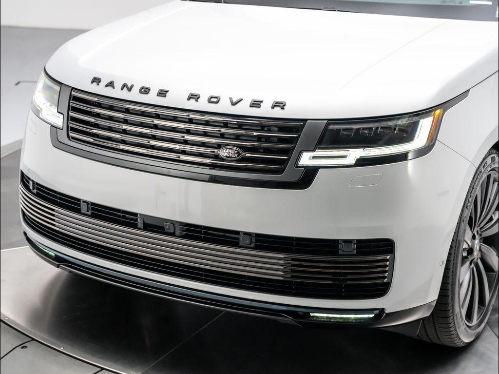 new 2025 Land Rover Range Rover car