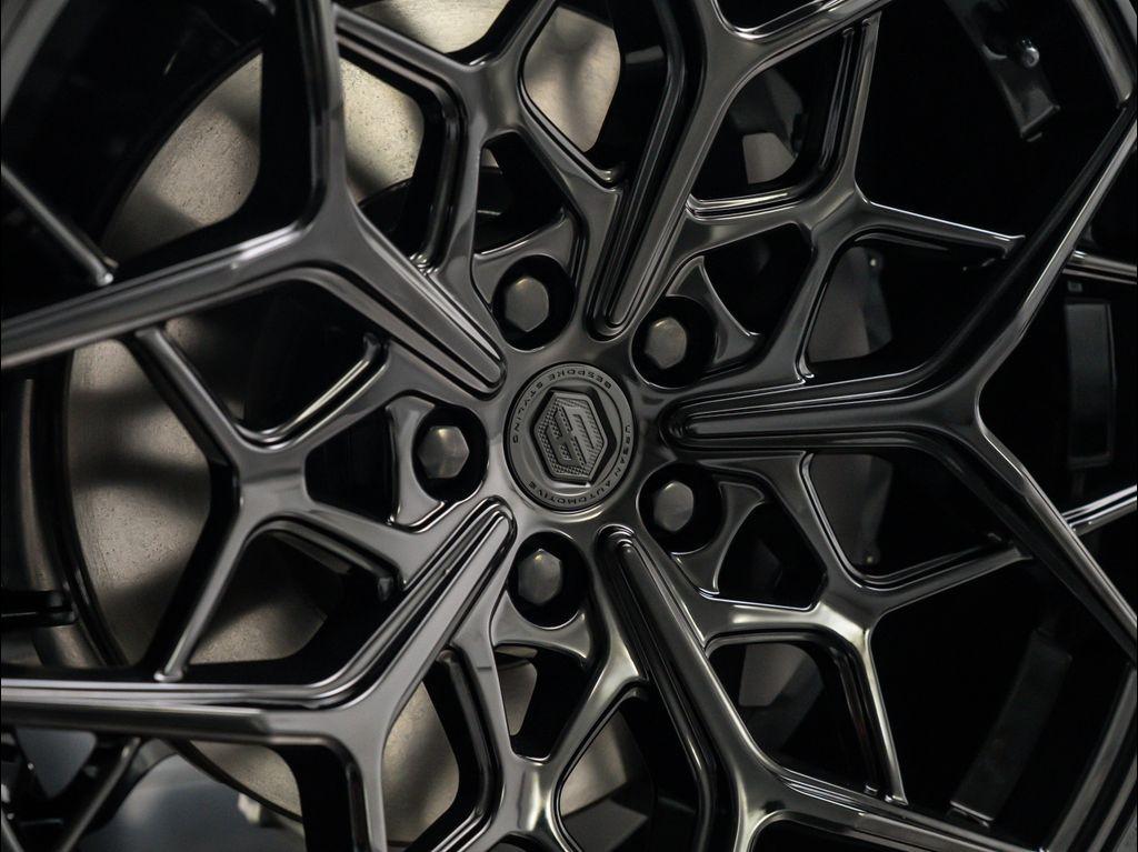 new 2025 Land Rover Defender car