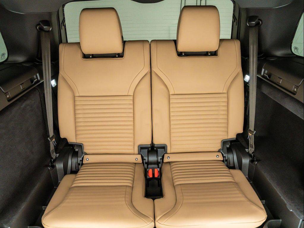 new 2025 Land Rover Discovery car, priced at $82,293