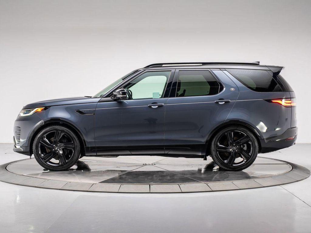 new 2025 Land Rover Discovery car, priced at $82,293
