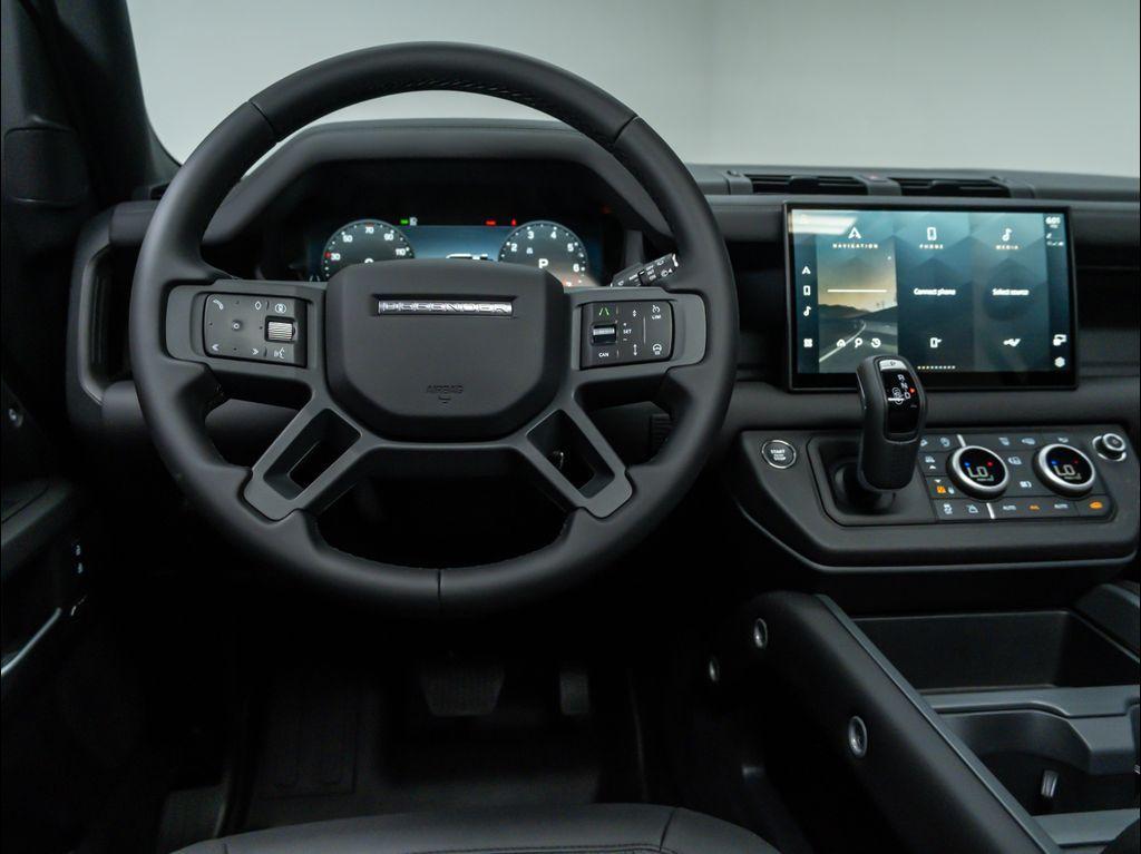 new 2025 Land Rover Defender car
