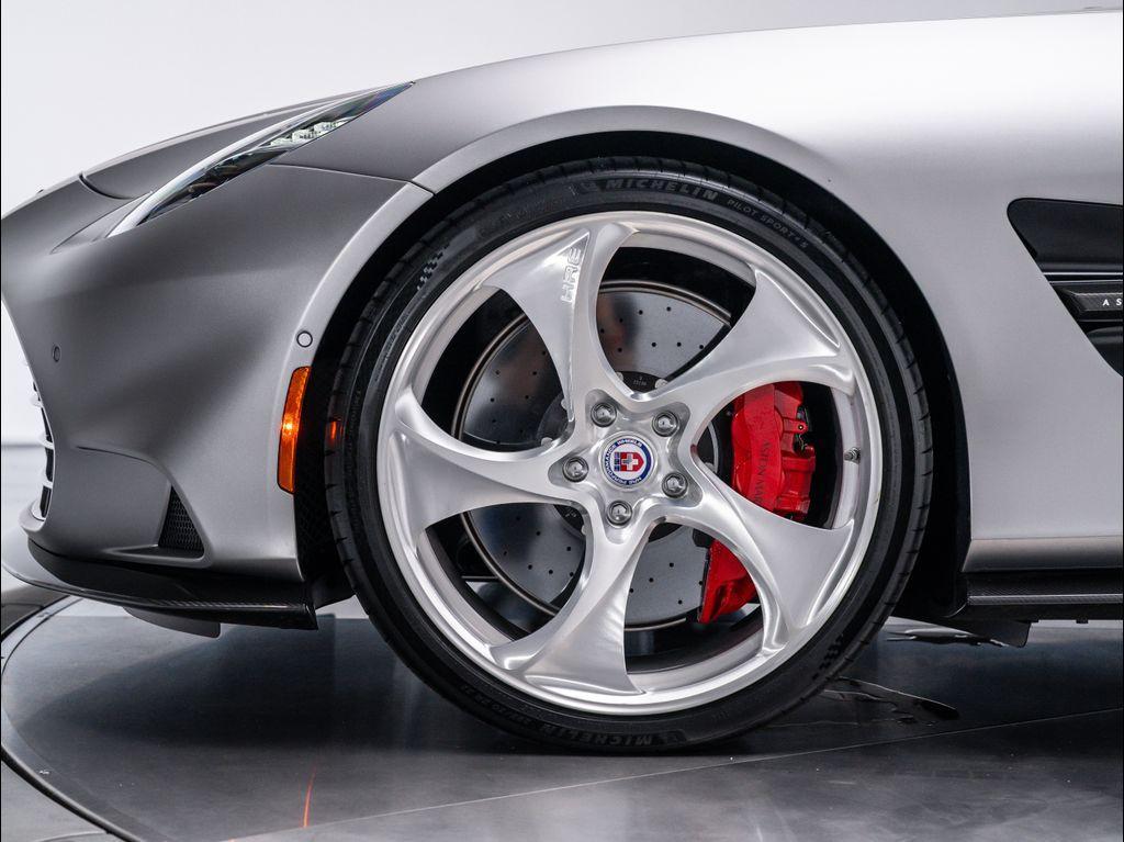 new 2025 Aston Martin Vanquish car, priced at $550,500