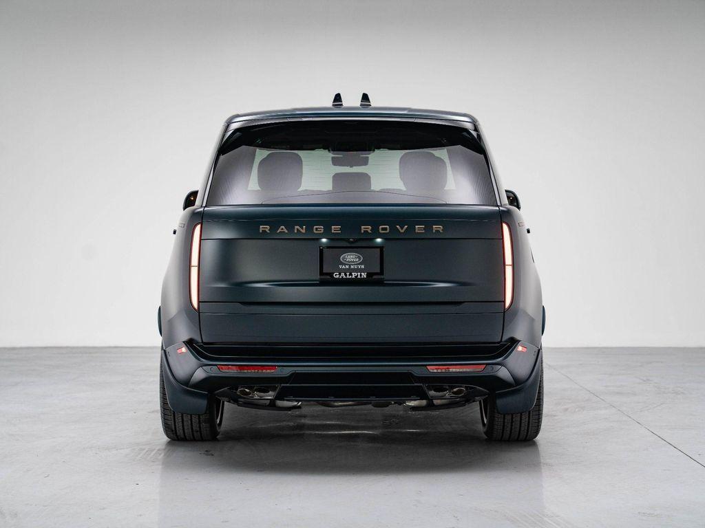 new 2025 Land Rover Range Rover car