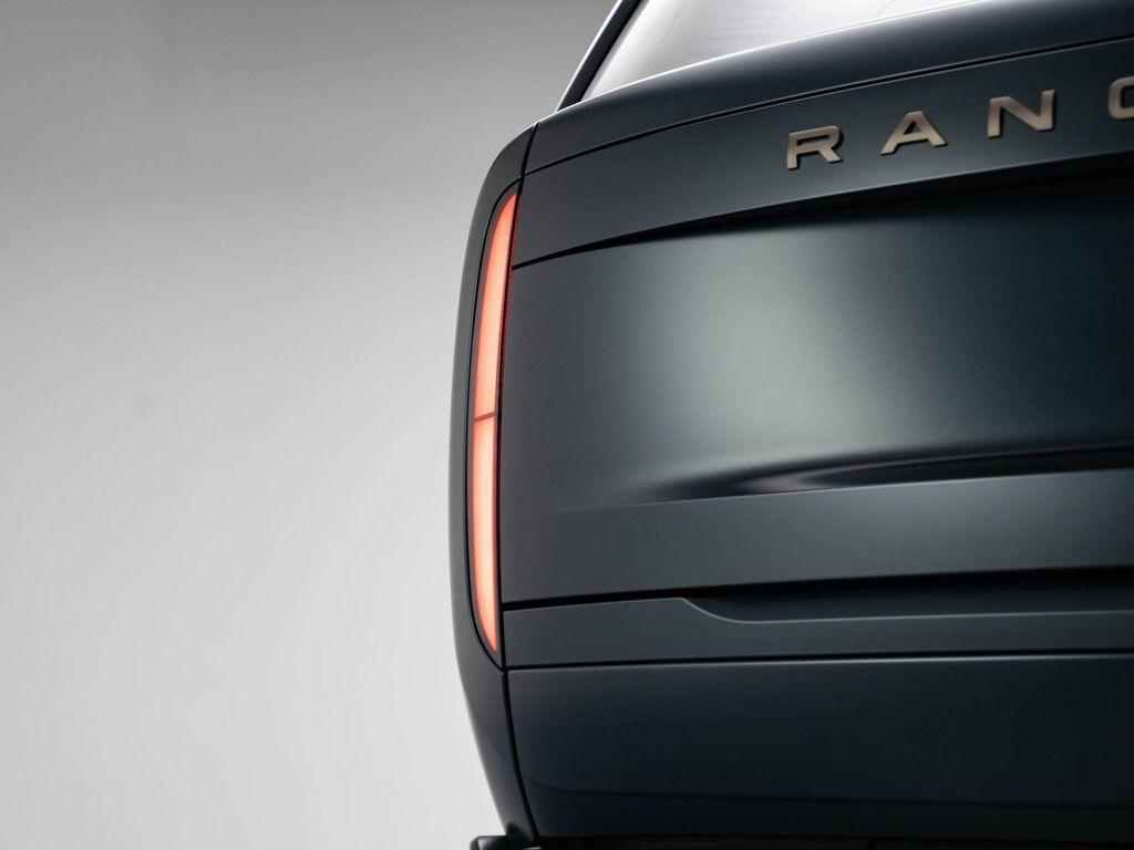 new 2025 Land Rover Range Rover car