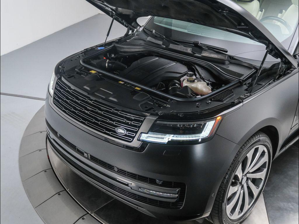 new 2025 Land Rover Range Rover car