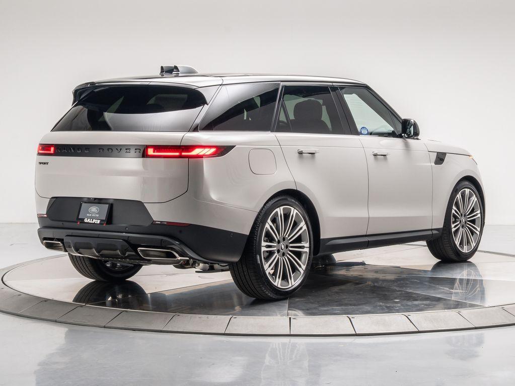 new 2025 Land Rover Range Rover Sport car