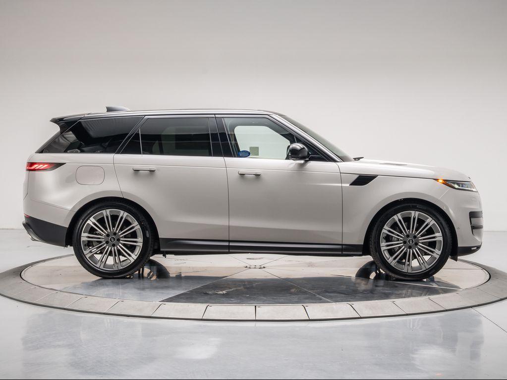 new 2025 Land Rover Range Rover Sport car