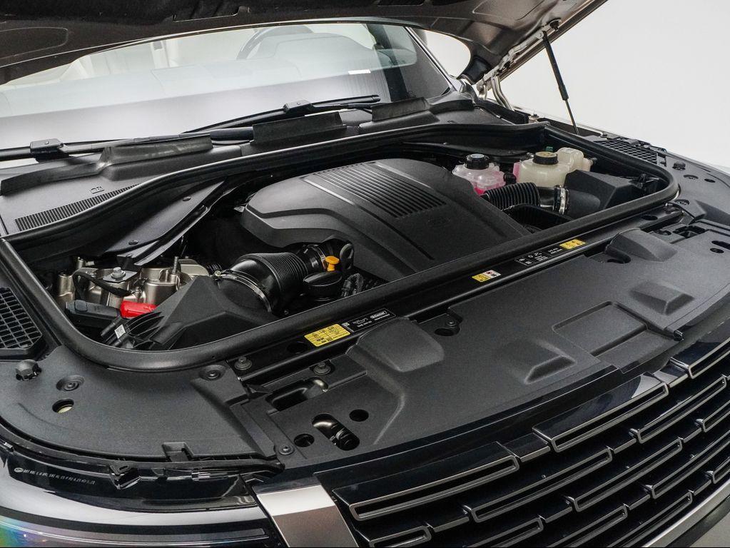 new 2025 Land Rover Range Rover car