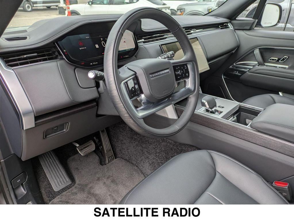 new 2025 Land Rover Range Rover car