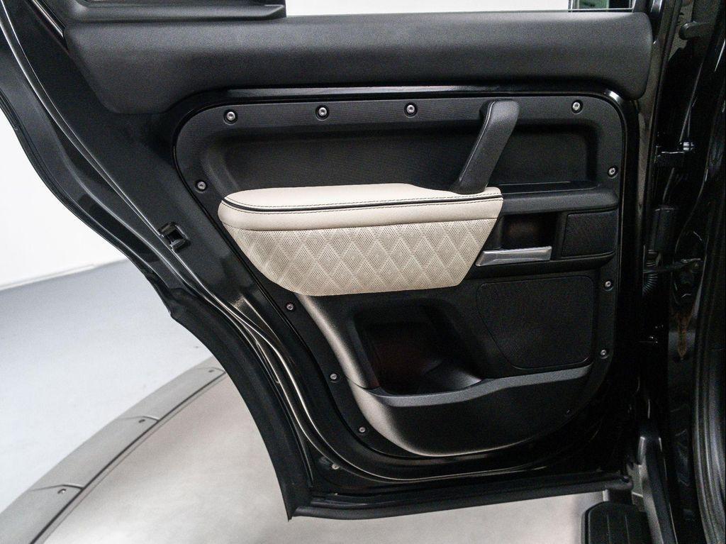 new 2025 Land Rover Defender car