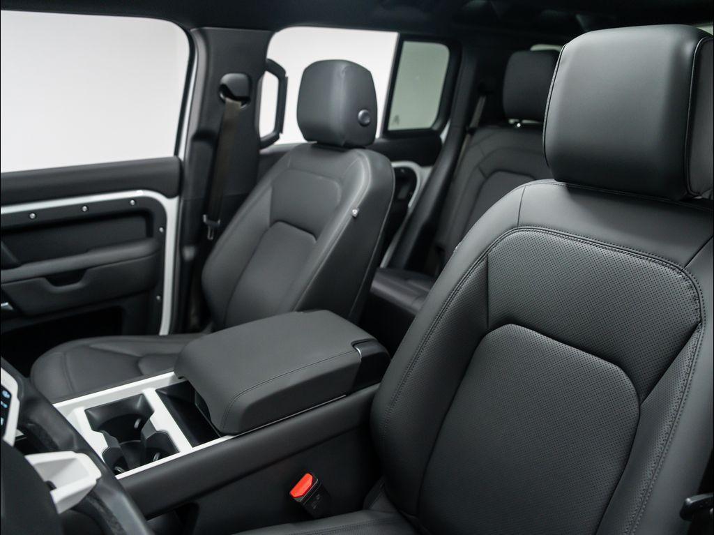 new 2025 Land Rover Defender car